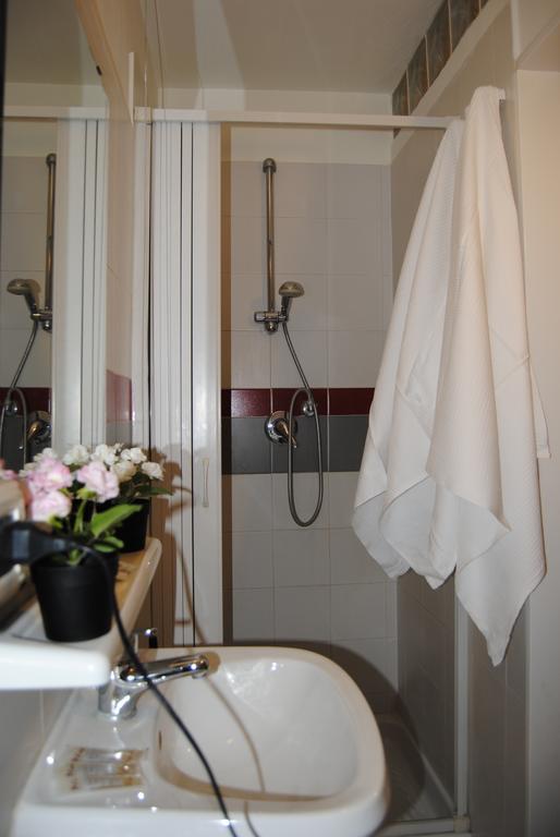 Papia Guest House Rome Kamer foto